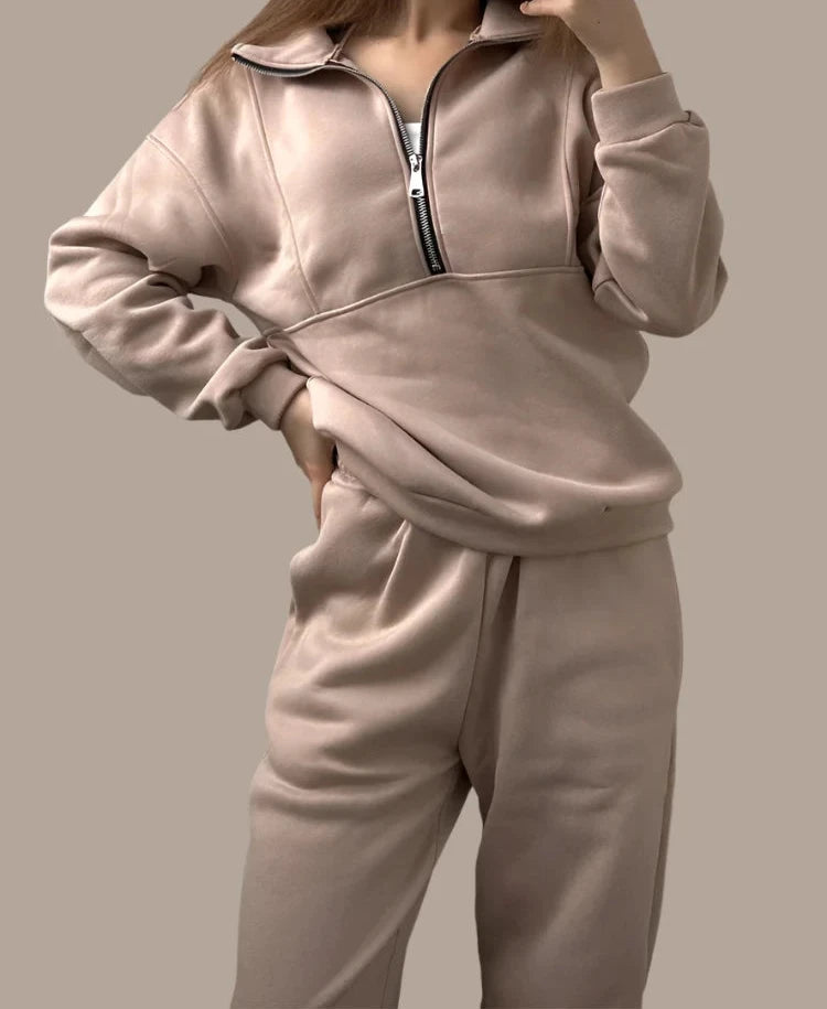 Streamgirl Comfy & Warm Soft Fleece 2 Piece Sweatshirt & Sweatpants Set